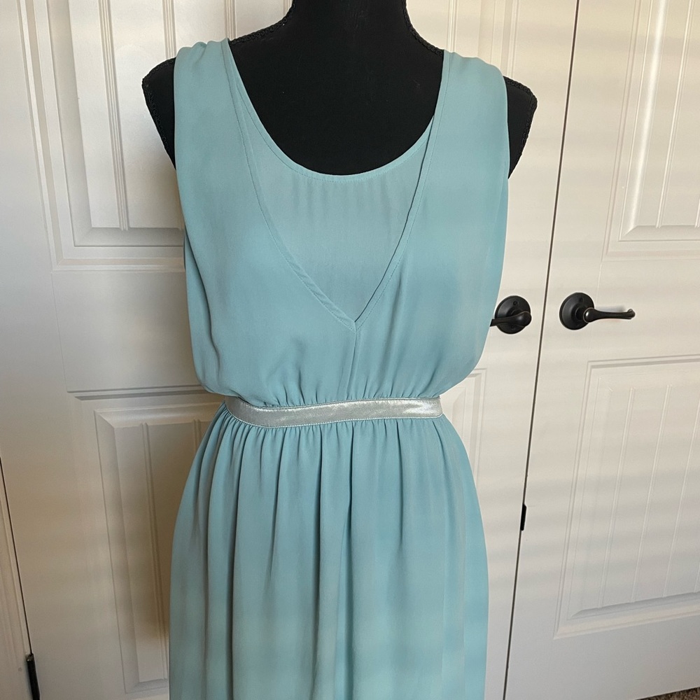 Elizabeth and James dress